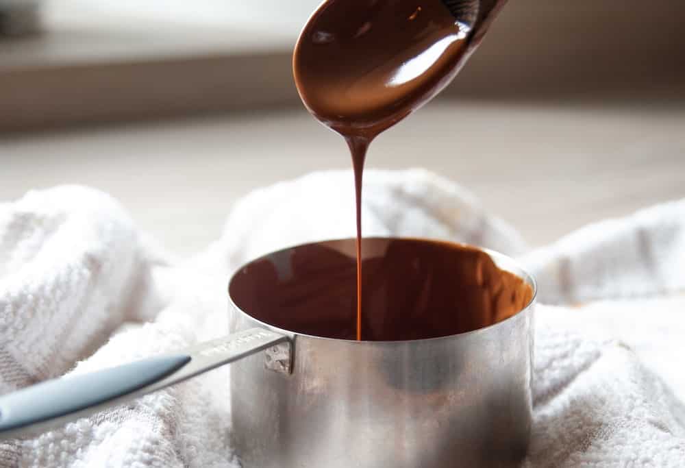 How to Temper Chocolate With or Without a Thermometer