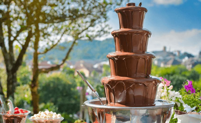 How Much Chocolate Do You Need For a Chocolate Fountain? Whitakers