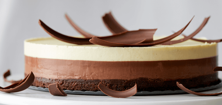 Delicious Triple Chocolate Cheesecake Recipe